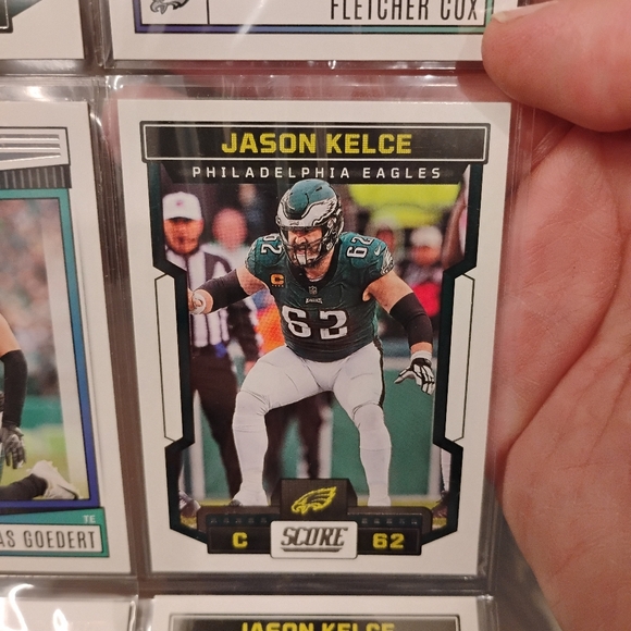 Philadelphia Eagles Assorted Mint Cards - Picture 11 of 14